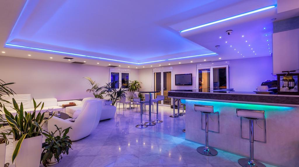 Pearl Bay Hotel Apartments Vrontádos Extérieur photo